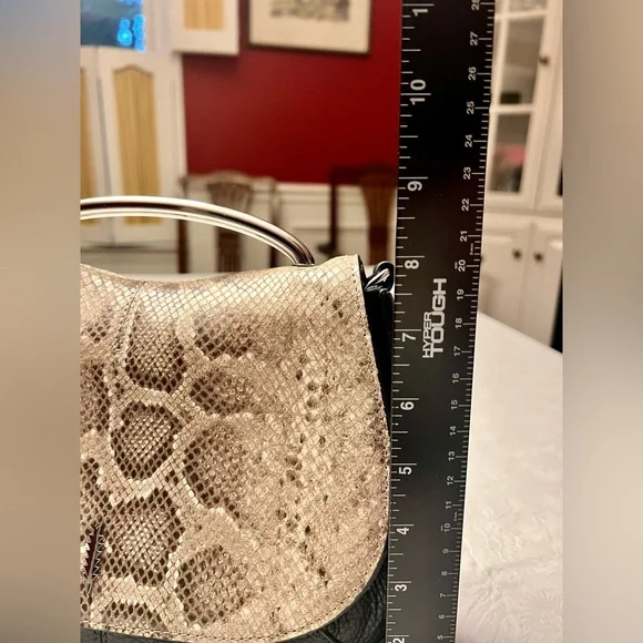 NWOT Thacker New York Snake Print Shoulder Bag - Black and Orange - Picture 15 of 15